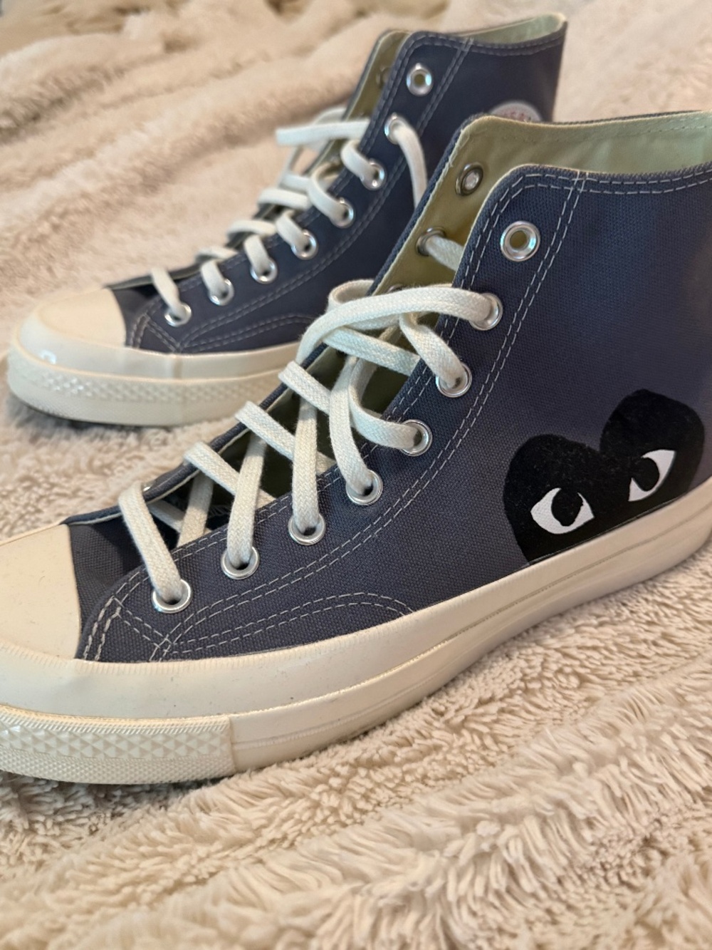 COMME des Garçons PLAY Gray